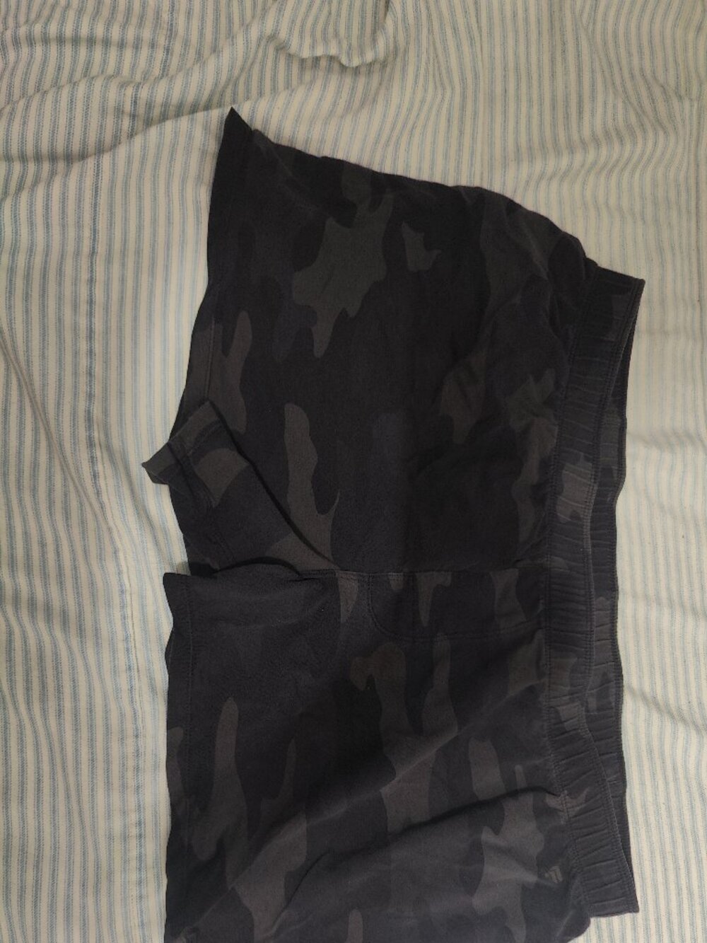 Fabletics The 24-7 Slim Boxer - Black Tactical Camo - Large